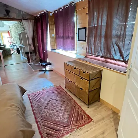 Holiday home Un Train A La Decouverte Des Cimes En Ardeche Saint-Prix (Ardeche)