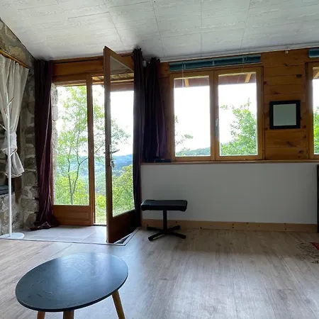 Un Train A La Decouverte Des Cimes En Ardeche *