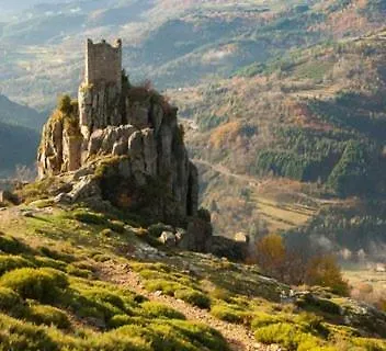 Hébergement de vacances Un Train à La Découverte Des Cimes En Ardèche Saint-Prix (Ardeche)