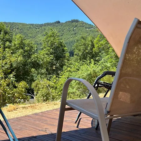 Un Train A La Decouverte Des Cimes En Ardeche Saint-Prix (Ardeche)